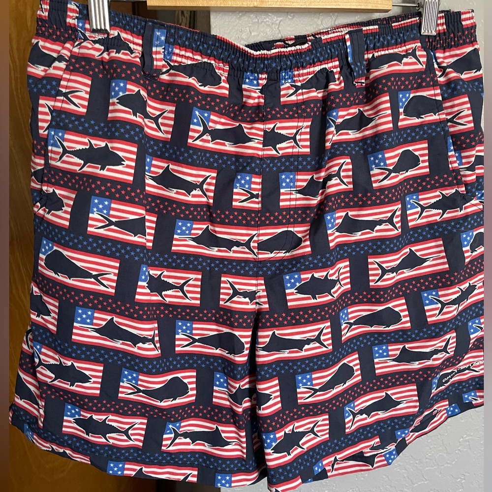 Columbia PFG ref white and blue American flag design swim trunks